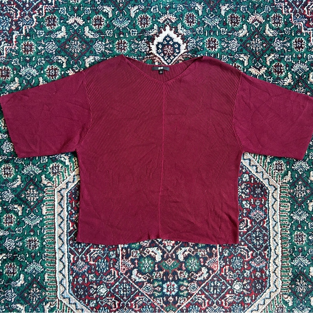 Uniqlo Women's Ribbed V-Neck Top - Burgundy